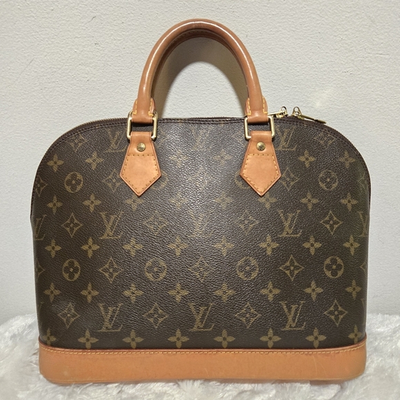 Louis Vuitton Alma PM Monogram Handbag - Picture 1 of 16